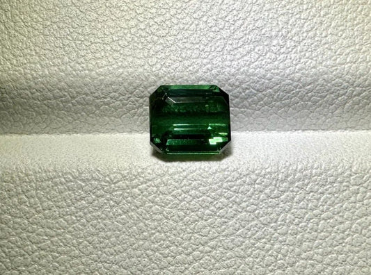 Faceted emerald color tourmaline 1.32 ct