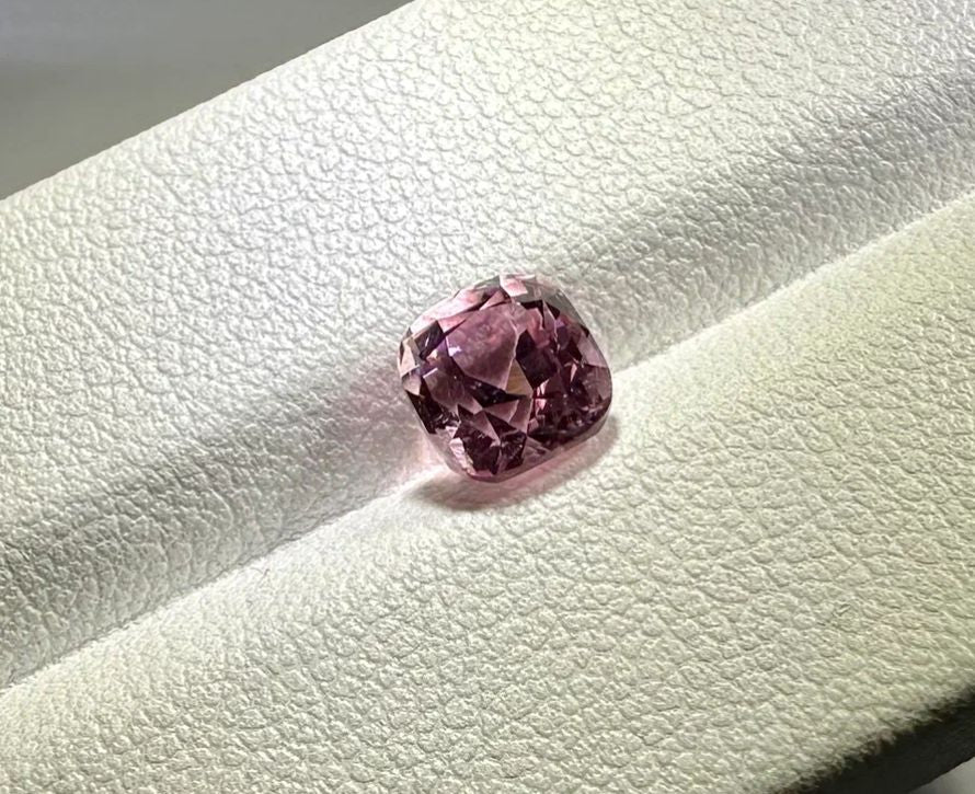 Afghan Pink tourmaline 1.5 ct