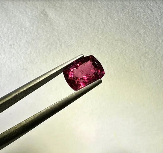 Faceted tourmaline rubellite 2.35 ct