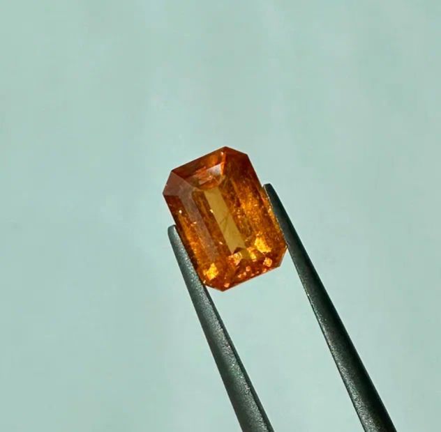 Faceted spessartite orange garnet  3.7 ct