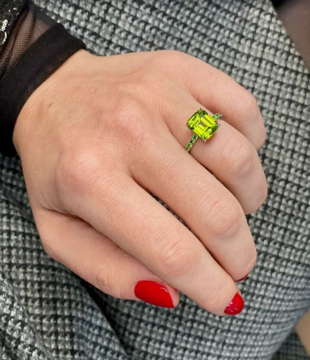 Peridot and demantoids golden ring, 7 size