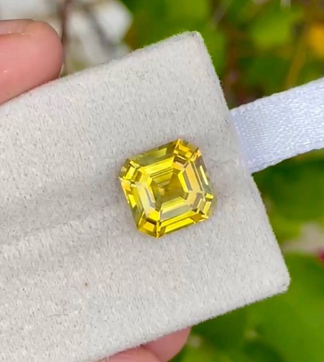 5.17 cts Faceted yellow sapphire