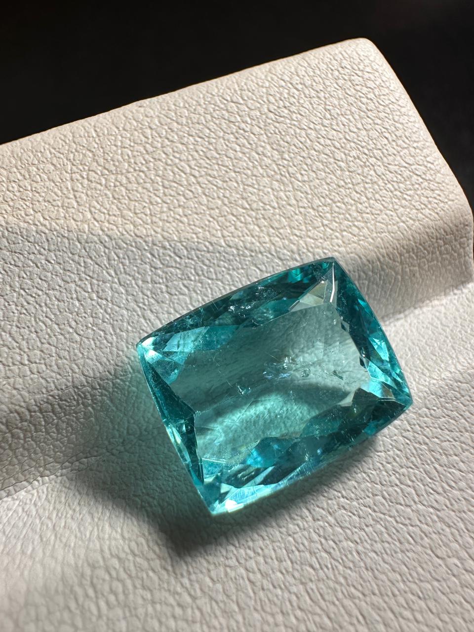 Paraiba Tourmaline 8 ct, rare neon Blue color