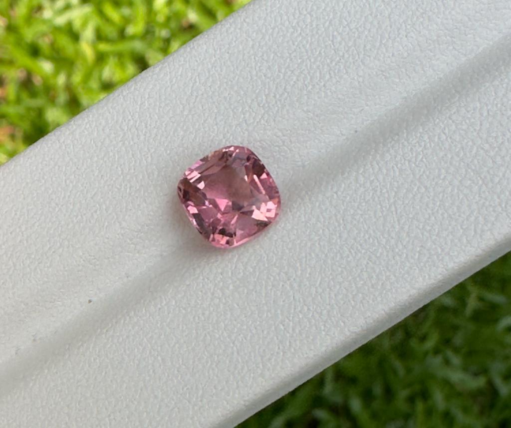 Faceted pink tourmaline 3 ct