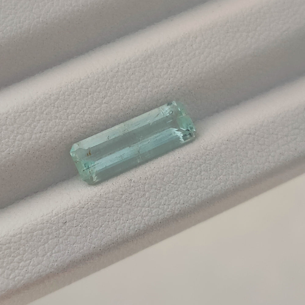 Faceted aquamarine 1.8 ct