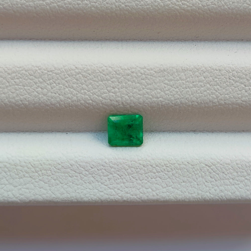 Faceted natural emerald 0.43 ct