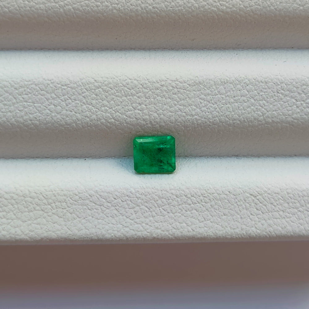 Faceted natural emerald 0.43 ct