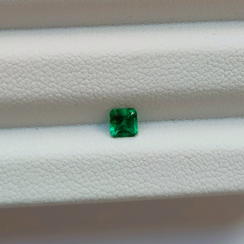 Faceted natural emerald 0.2 ct